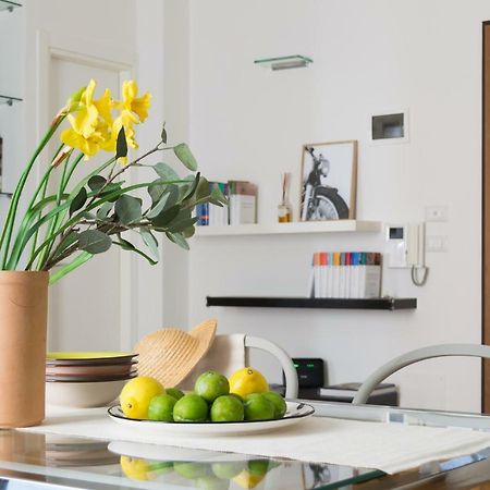Apartament Housmart Nazario Sauro 15 Bolonia Zewnętrze zdjęcie