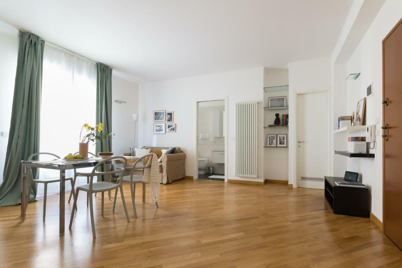 Apartament Housmart Nazario Sauro 15 Bolonia Zewnętrze zdjęcie